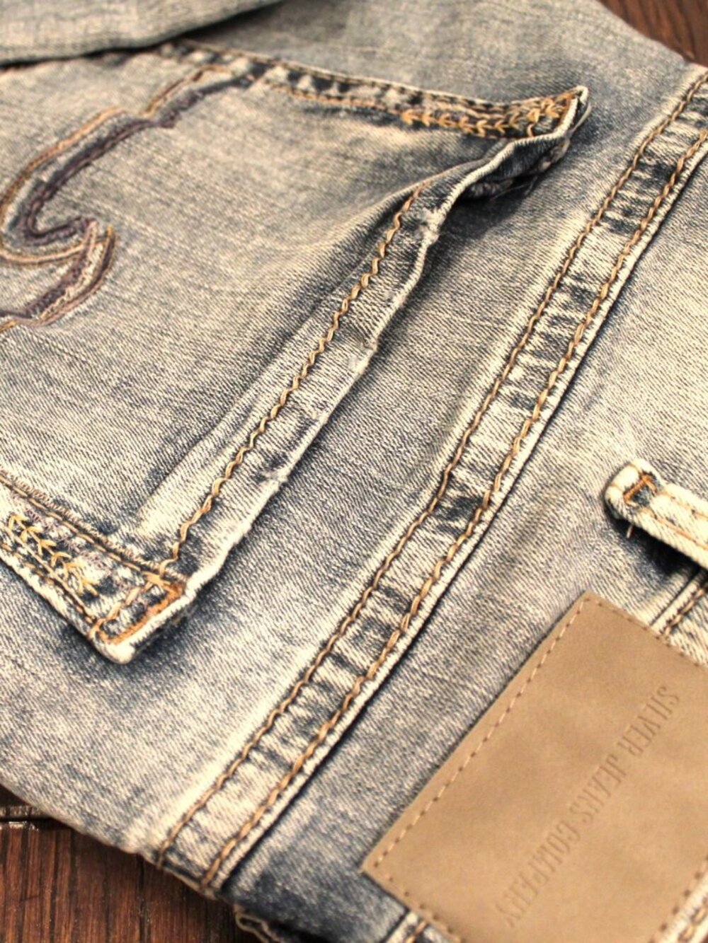 Silver Men's Hunter High Rise Loose Fit Tapered Leg Stretch Denim Jeans